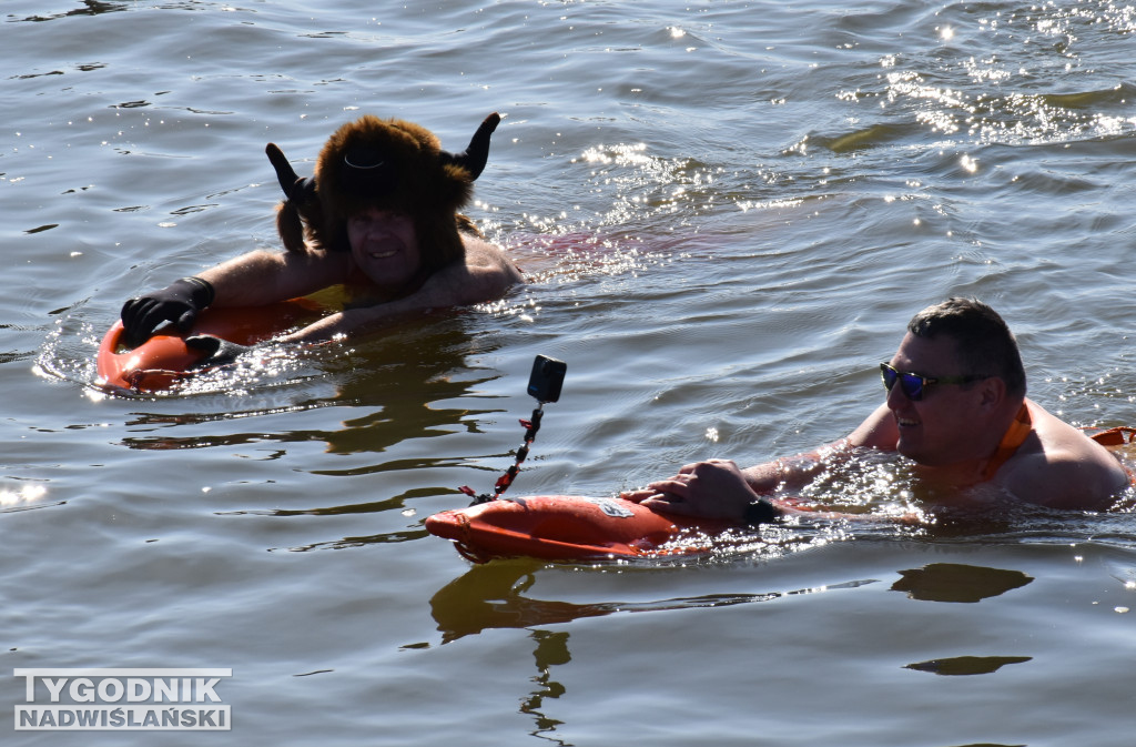 IX Zimowa Przeprawa Wisły Wpław