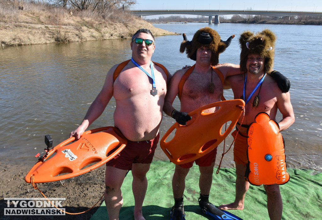 IX Zimowa Przeprawa Wisły Wpław