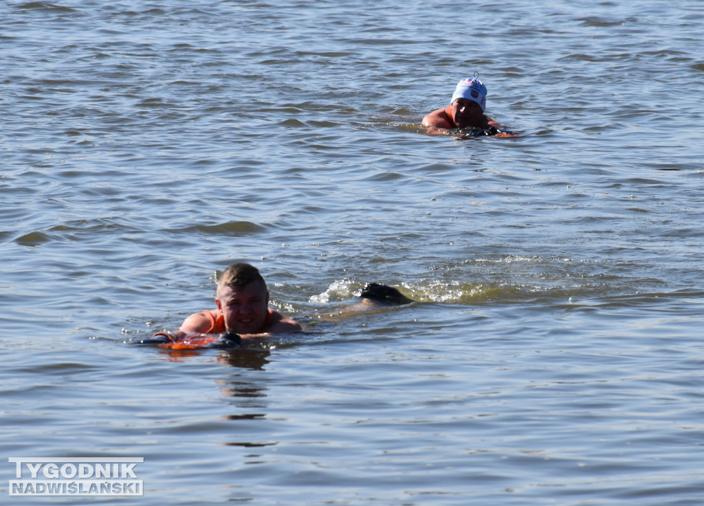 IX Zimowa Przeprawa Wisły Wpław