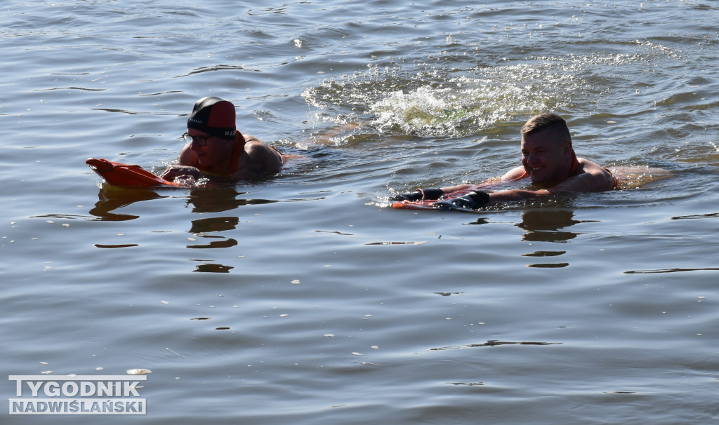 IX Zimowa Przeprawa Wisły Wpław