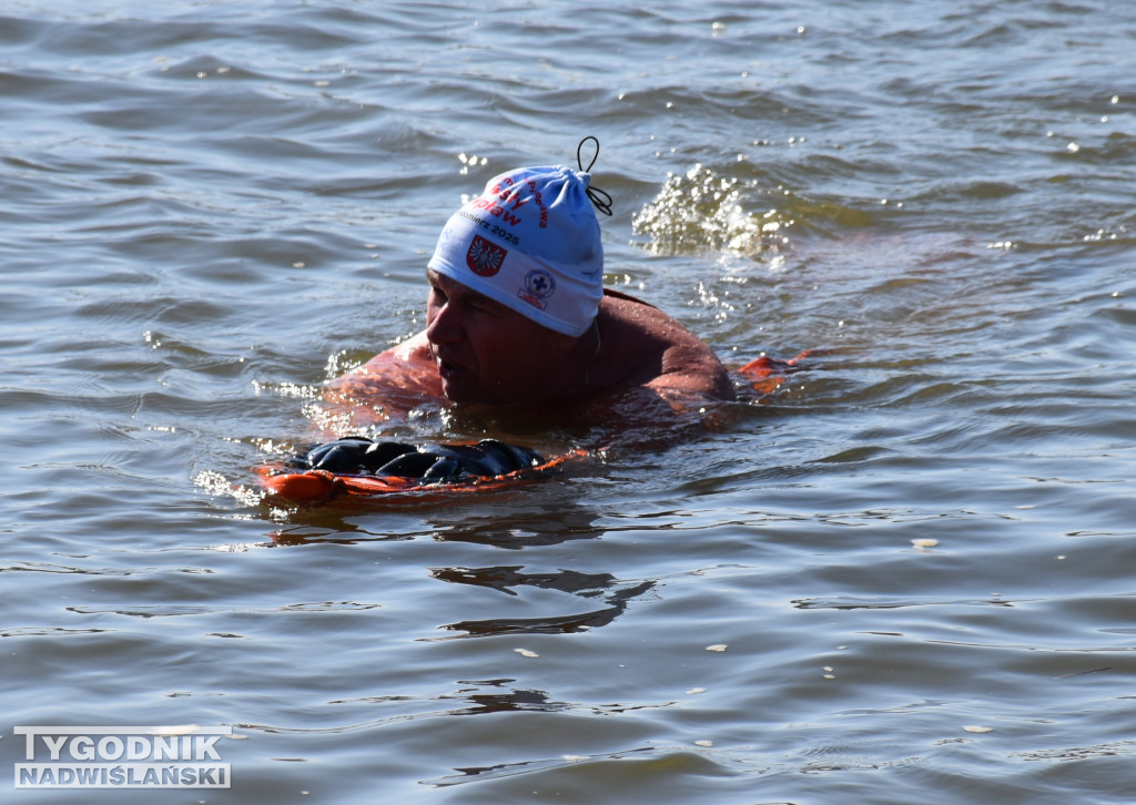 IX Zimowa Przeprawa Wisły Wpław