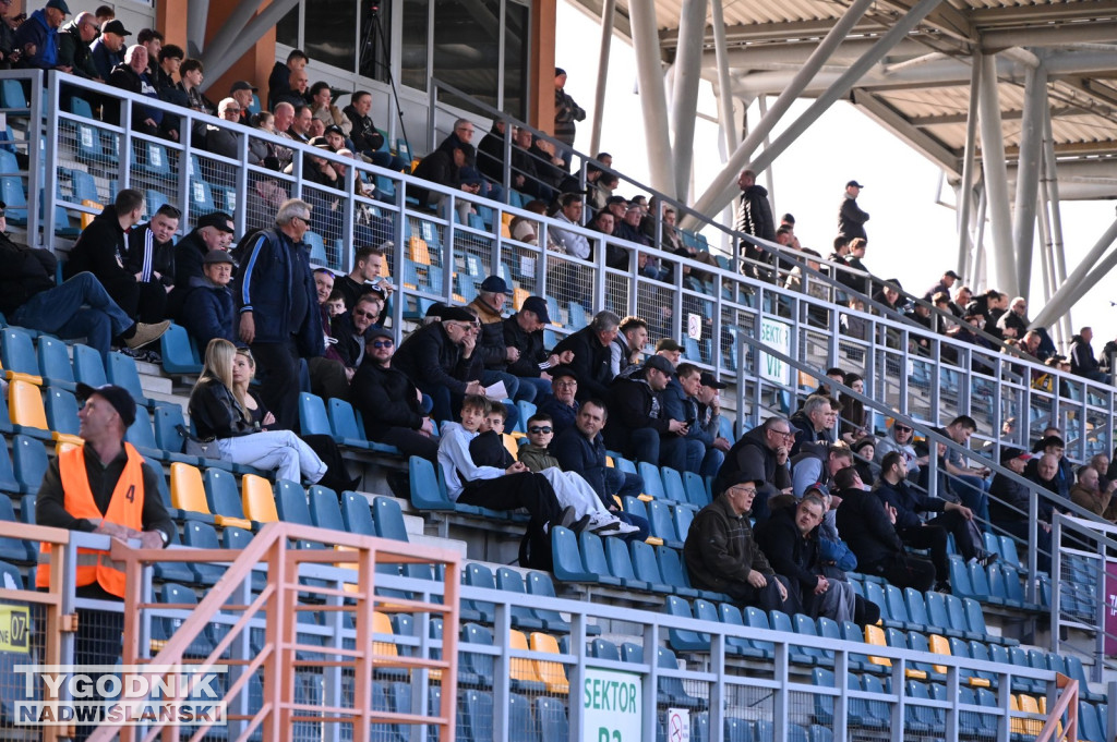Kibice na meczu Siarka - Pogoń Sokół Lubaczów