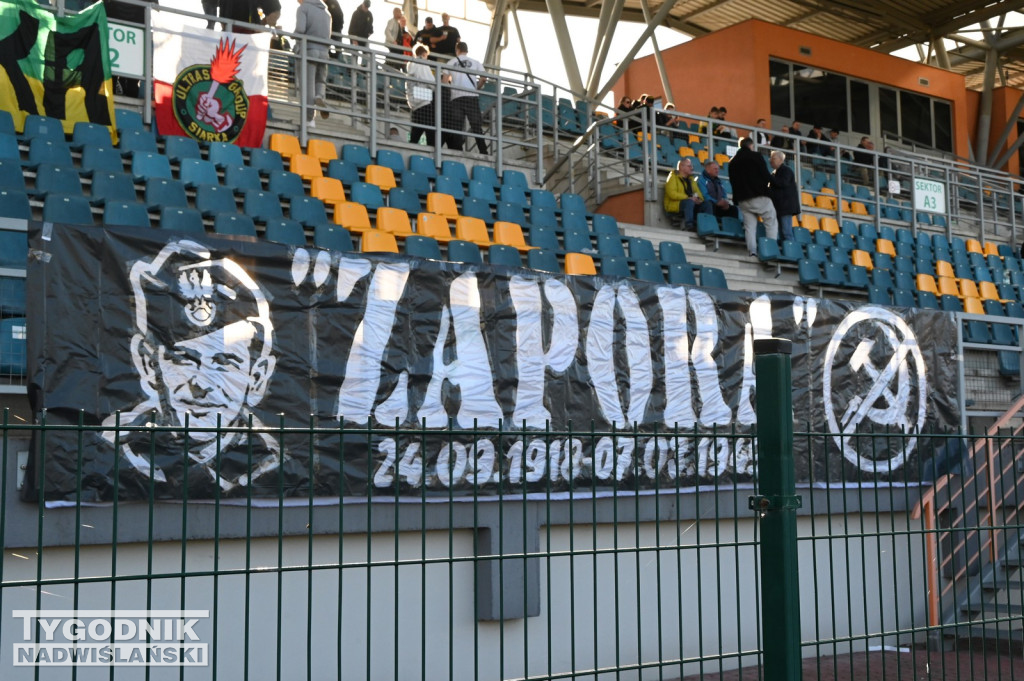 Kibice na meczu Siarka - Pogoń Sokół Lubaczów