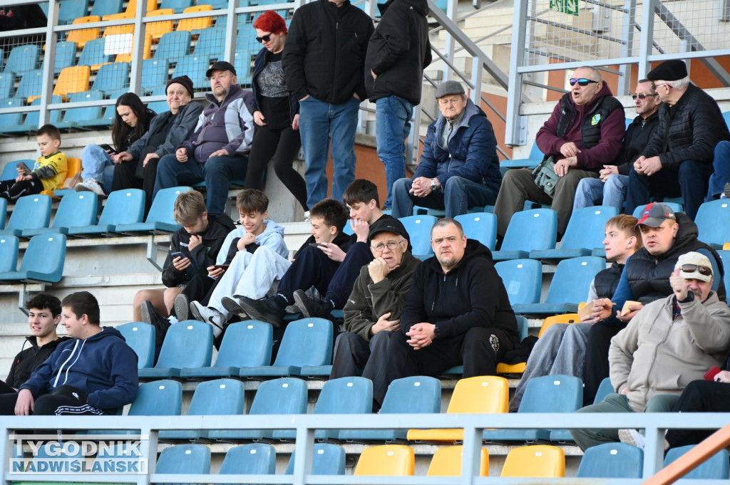 Kibice na meczu Siarka - Pogoń Sokół Lubaczów