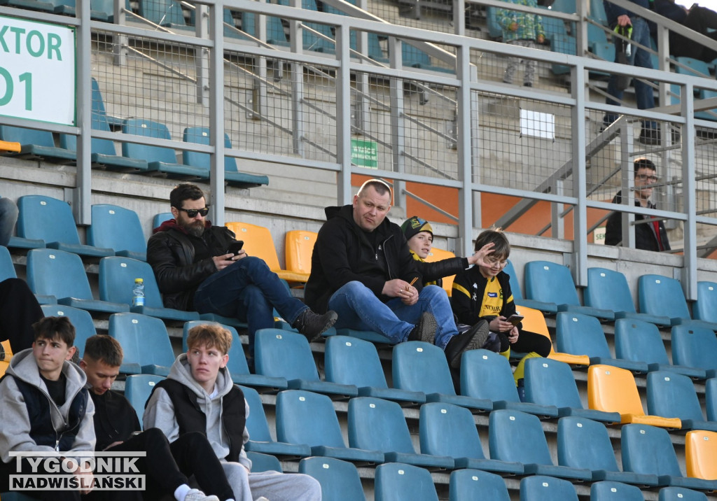 Kibice na meczu Siarka - Pogoń Sokół Lubaczów