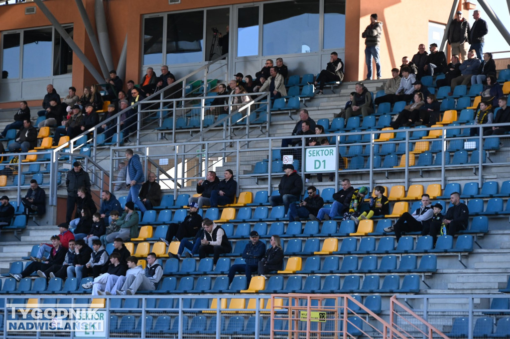 Kibice na meczu Siarka - Pogoń Sokół Lubaczów