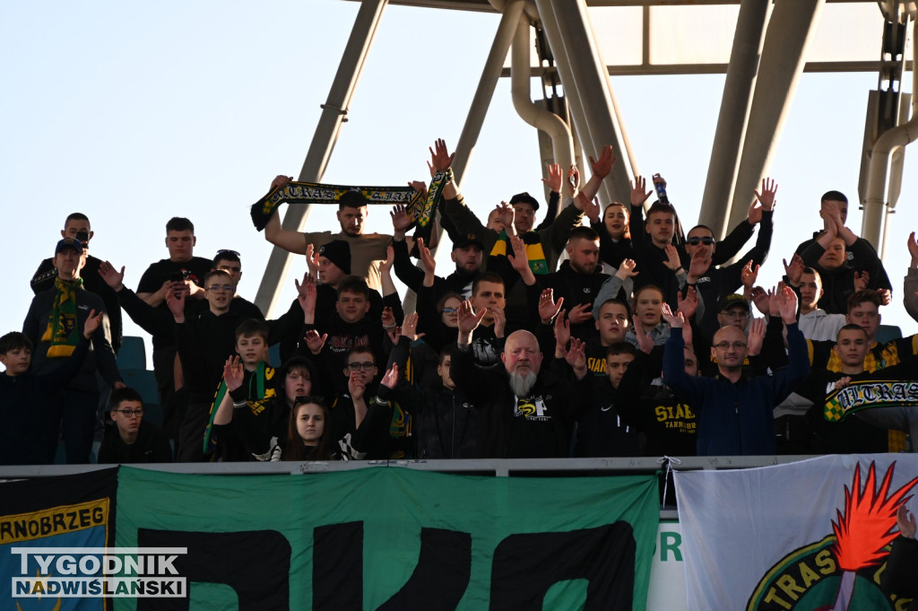 Kibice na meczu Siarka - Pogoń Sokół Lubaczów