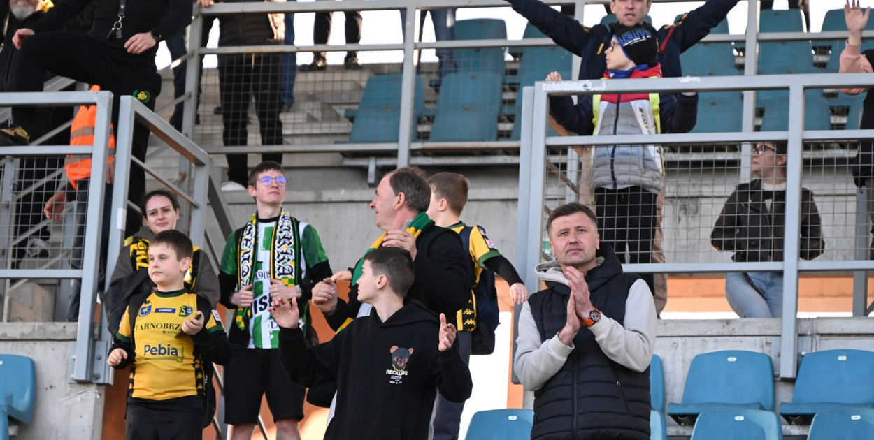 Kibice na meczu Siarka - Pogoń Sokół Lubaczów
