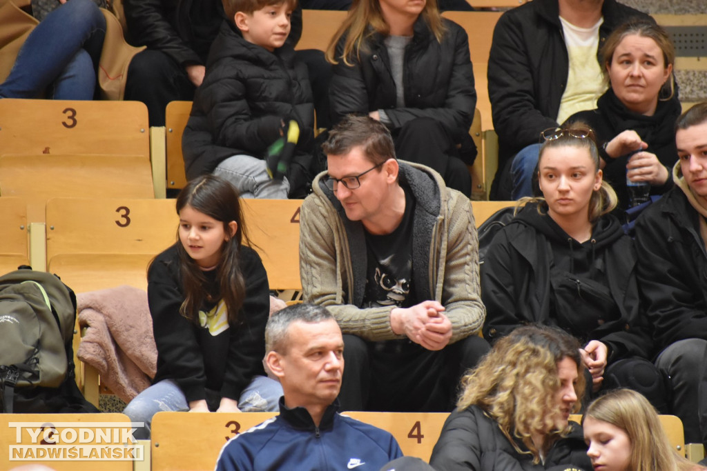 Zdjęcia kibiców z meczu Siarka - Sokół