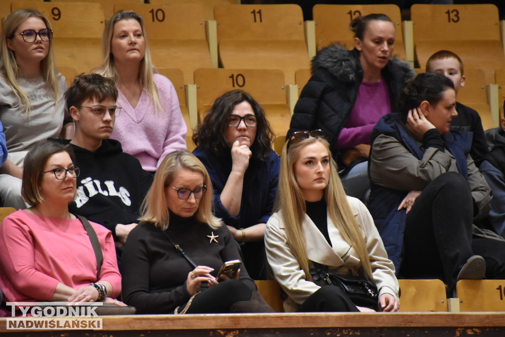 Zdjęcia kibiców z meczu Siarka - Sokół