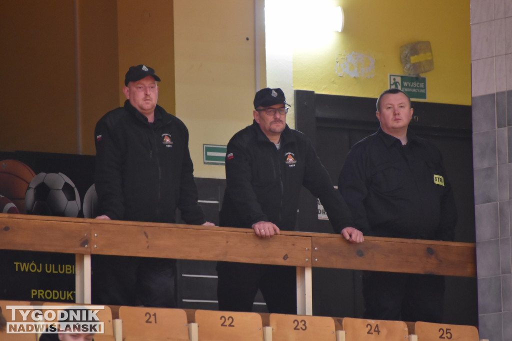 Zdjęcia kibiców z meczu Siarka - Sokół