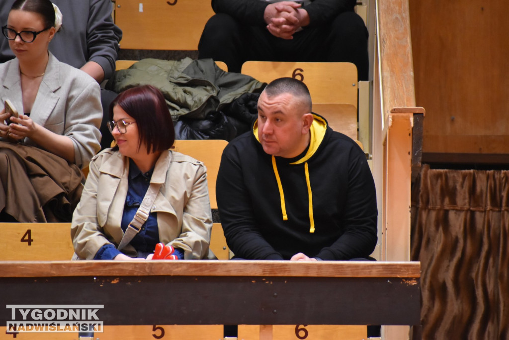 Zdjęcia kibiców z meczu Siarka - Sokół