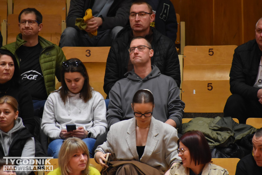 Zdjęcia kibiców z meczu Siarka - Sokół