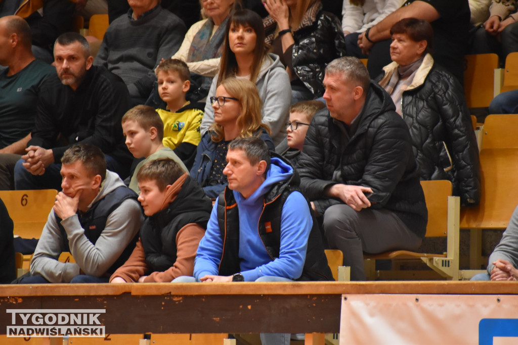 Zdjęcia kibiców z meczu Siarka - Sokół
