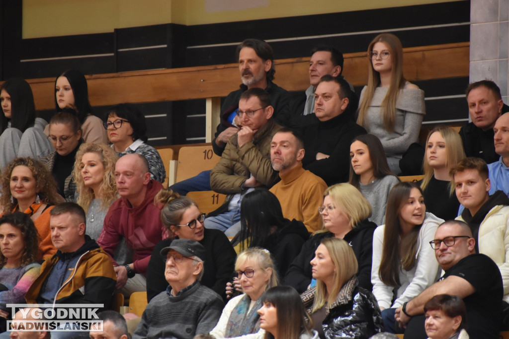 Zdjęcia kibiców z meczu Siarka - Sokół