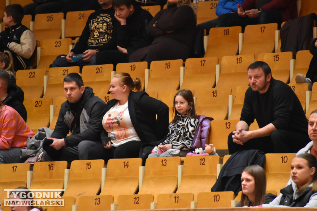 Zdjęcia kibiców z meczu Siarka - Sokół