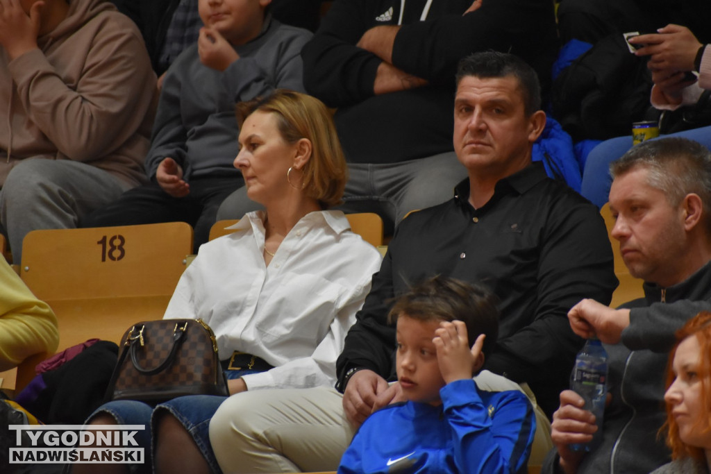 Zdjęcia kibiców z meczu Siarka - Sokół