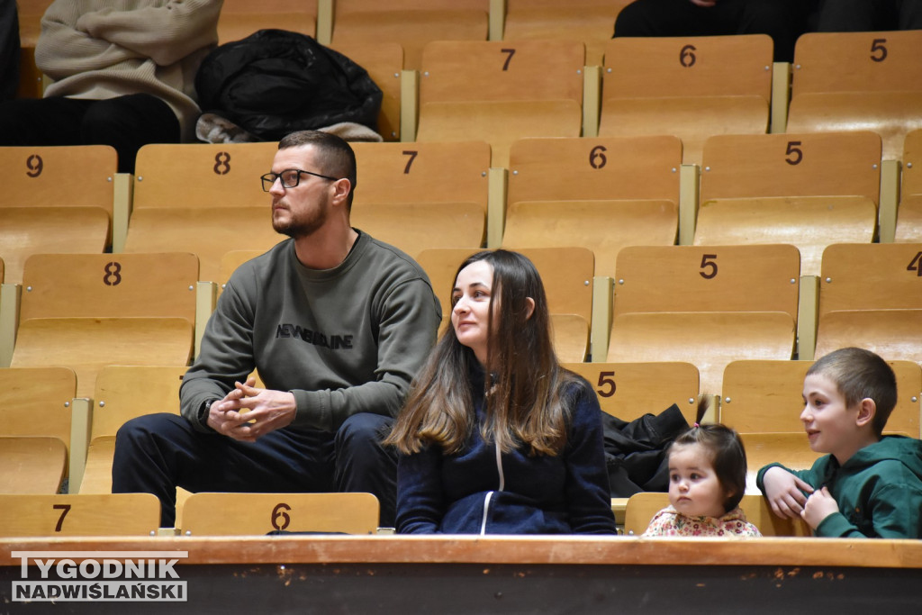 Zdjęcia kibiców z meczu Siarka - Sokół