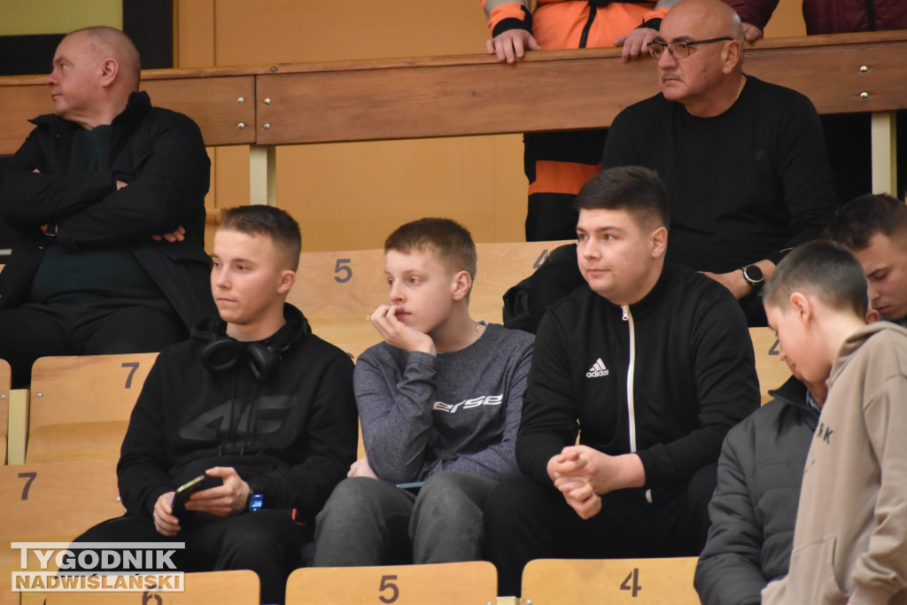 Zdjęcia kibiców z meczu Siarka - Sokół