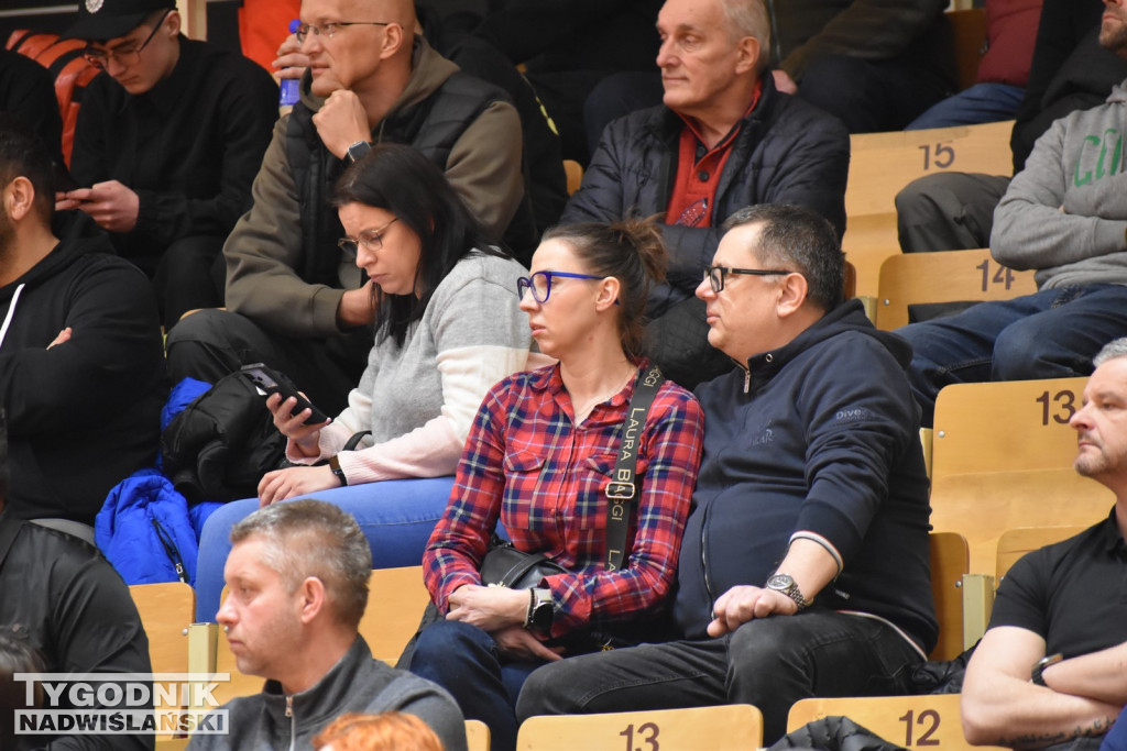 Zdjęcia kibiców z meczu Siarka - Sokół