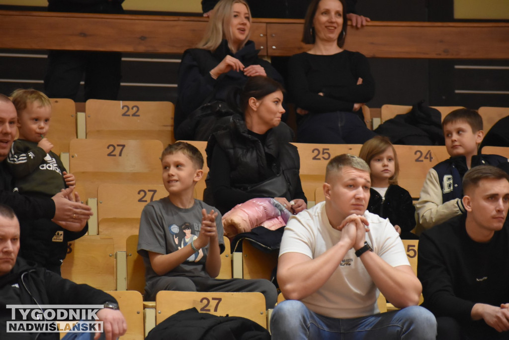 Zdjęcia kibiców z meczu Siarka - Sokół