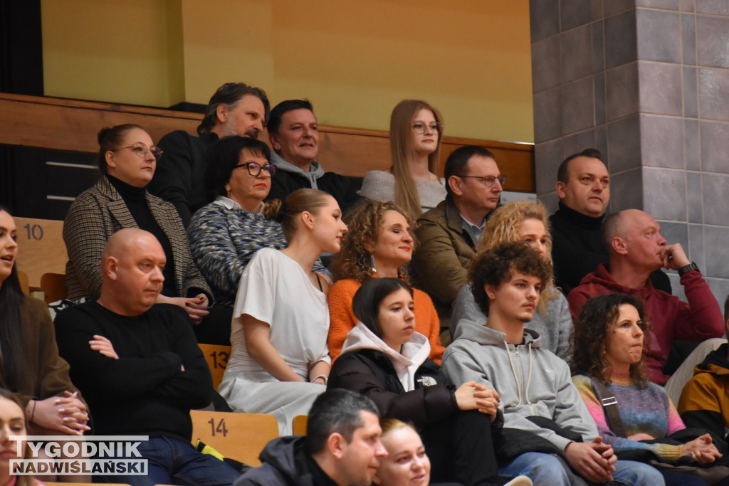 Zdjęcia kibiców z meczu Siarka - Sokół