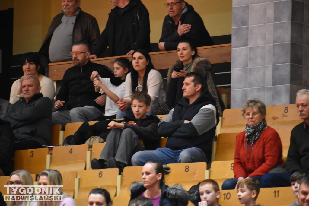 Zdjęcia kibiców z meczu Siarka - Sokół