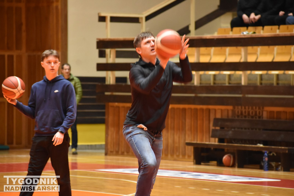 Zdjęcia kibiców z meczu Siarka - Sokół