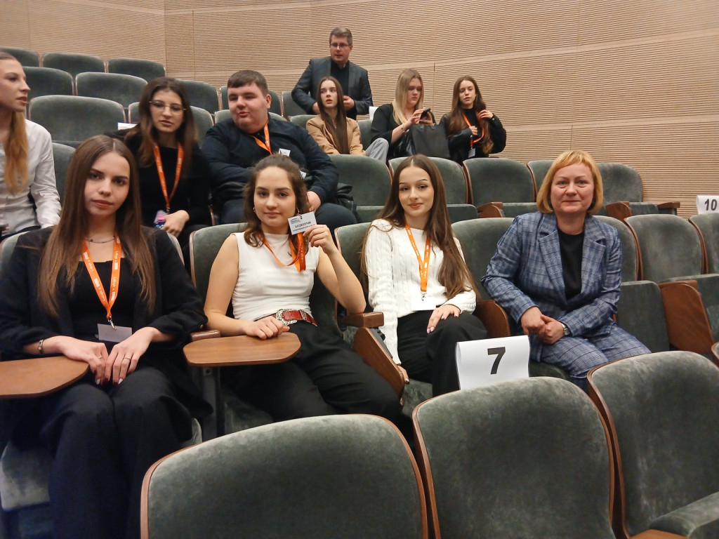 Uczennice ZS nr 2 w Tarnobrzegu na olimpiadzie