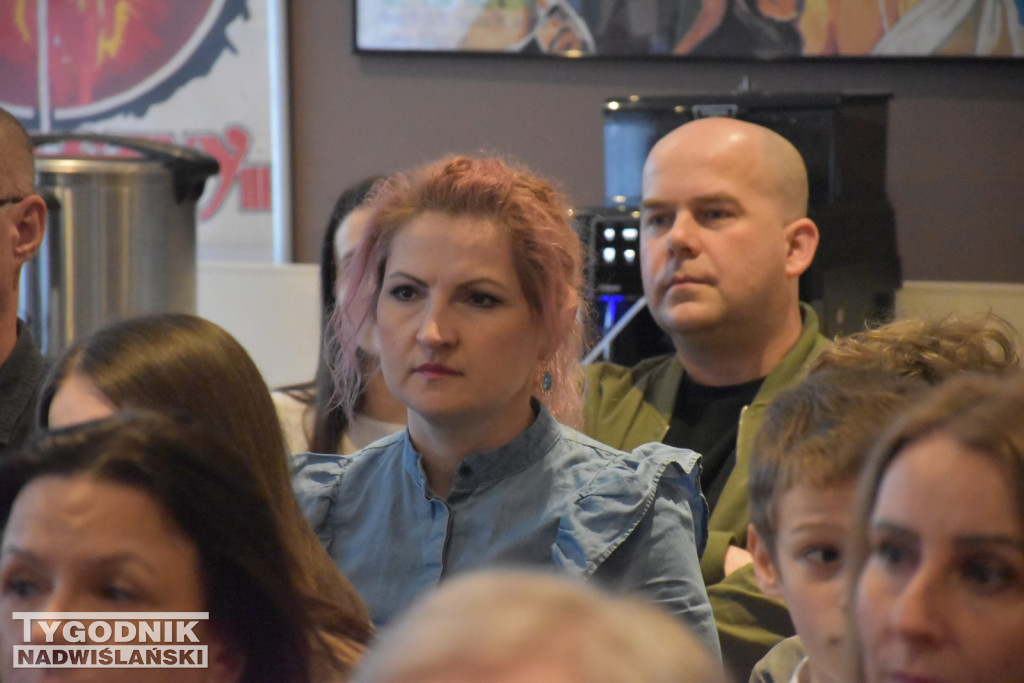 Gala sportowa w Nowej Dębie