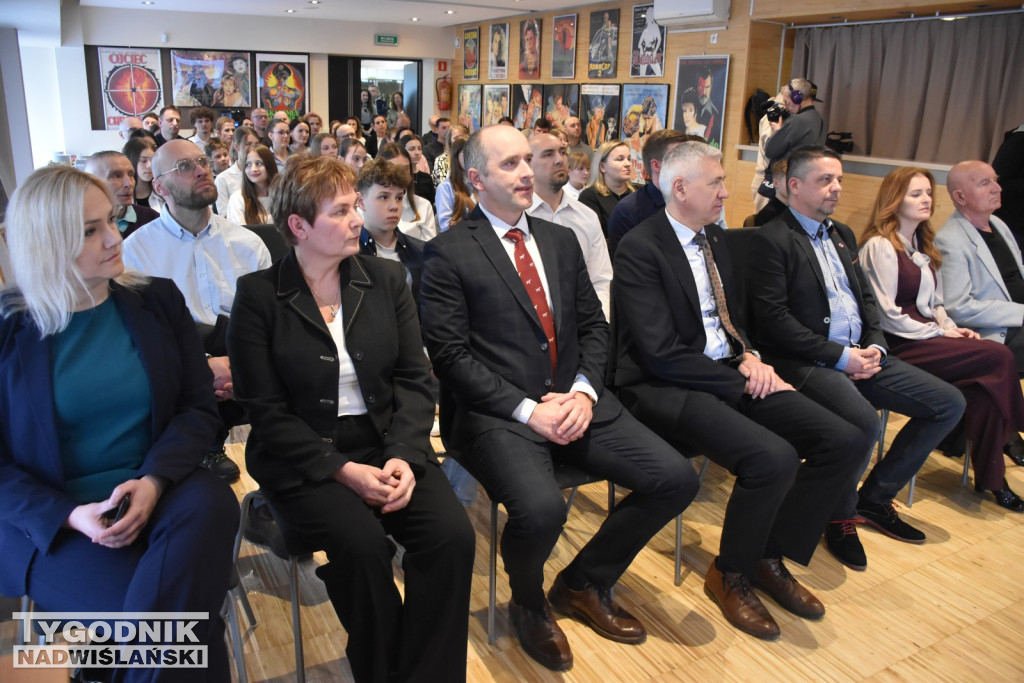 Gala sportowa w Nowej Dębie