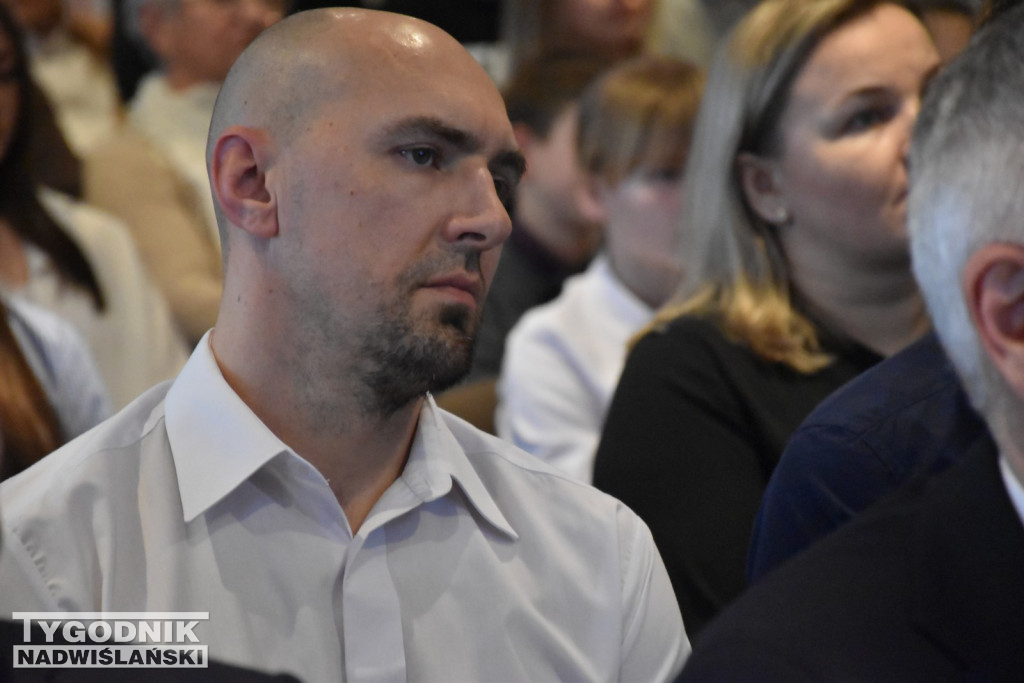 Gala sportowa w Nowej Dębie