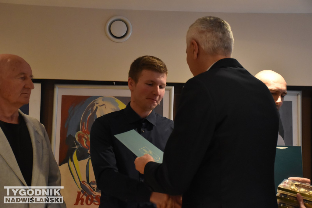 Gala sportowa w Nowej Dębie