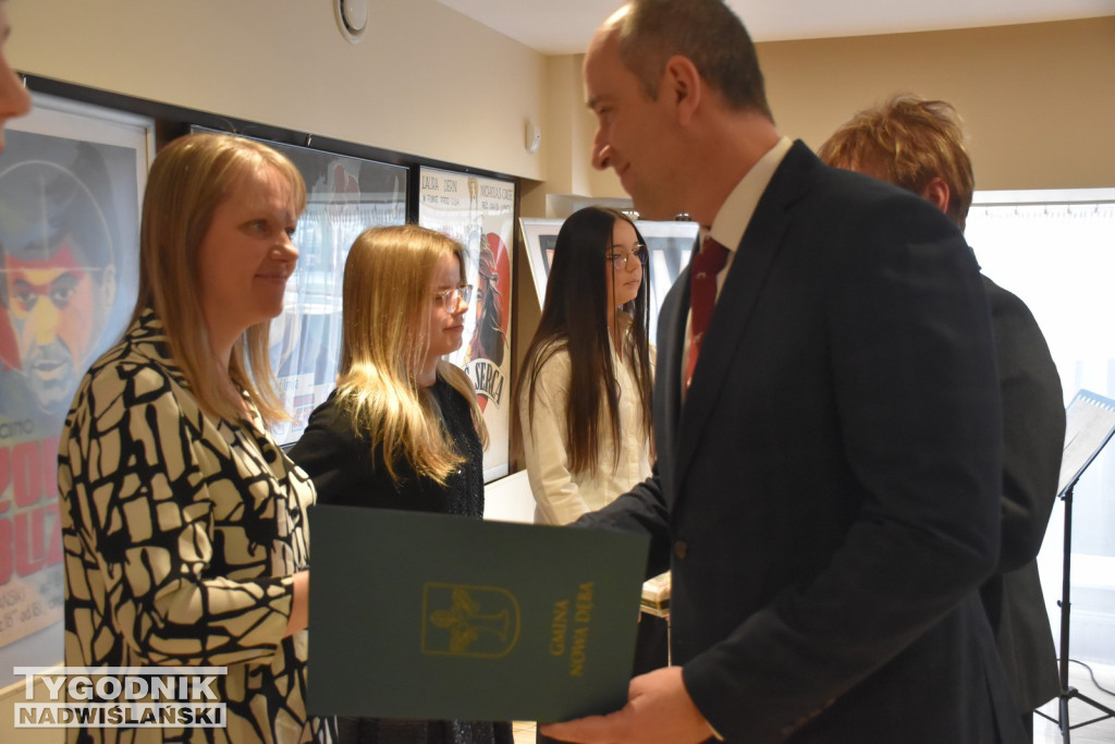 Gala sportowa w Nowej Dębie