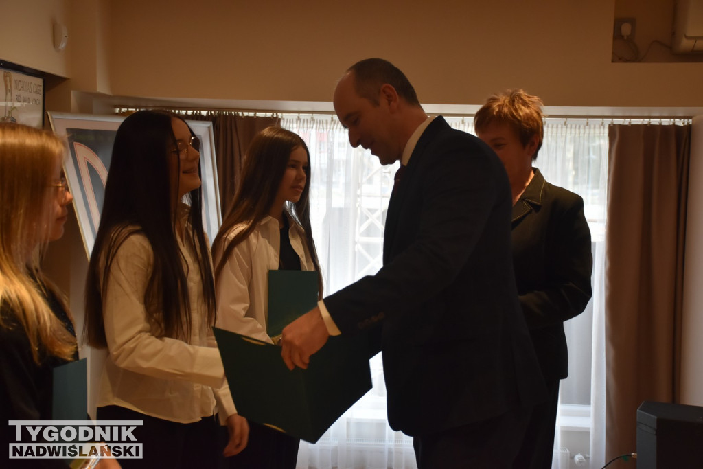 Gala sportowa w Nowej Dębie