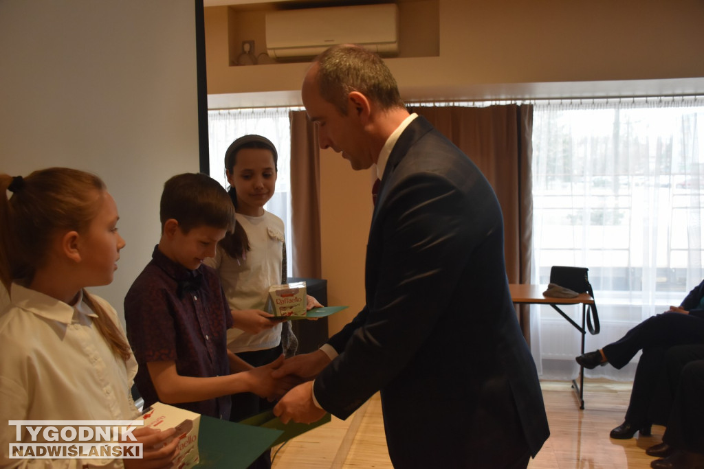 Gala sportowa w Nowej Dębie