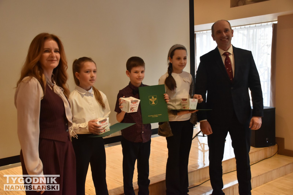 Gala sportowa w Nowej Dębie