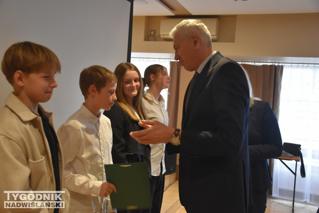 Gala sportowa w Nowej Dębie