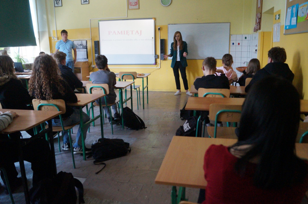 Spotkanie przedstawicieli Kopernika z uczniami SP10