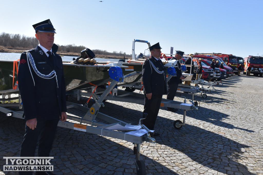Przekazanie sprzętu w Sandomierzu