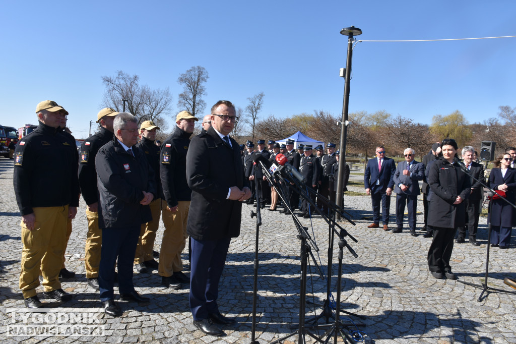 Przekazanie sprzętu w Sandomierzu