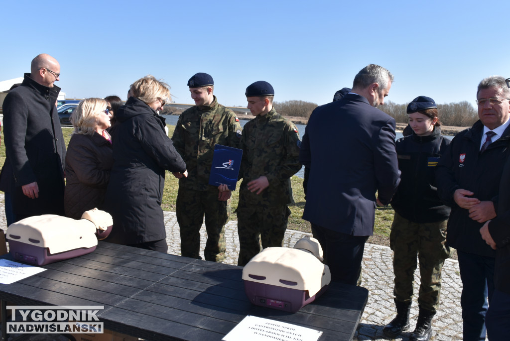 Przekazanie sprzętu w Sandomierzu
