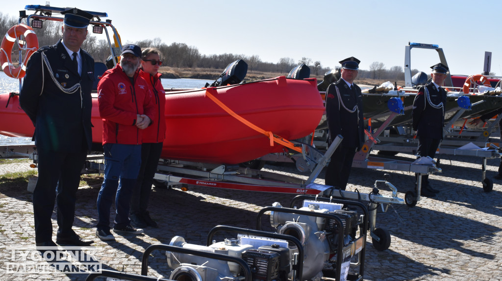 Przekazanie sprzętu w Sandomierzu