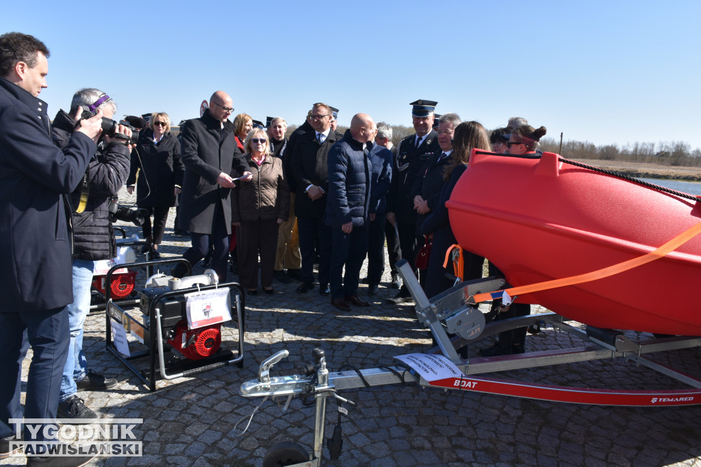 Przekazanie sprzętu w Sandomierzu