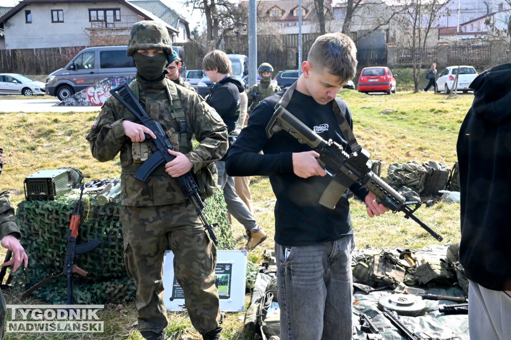 Wiosna z mundurem w Tarnobrzegu