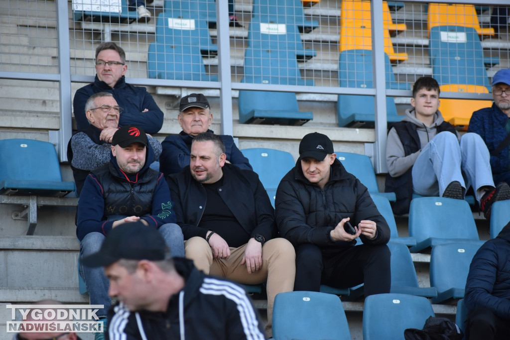 Zdjęcia kibiców na meczu Siarka - Chełmianka