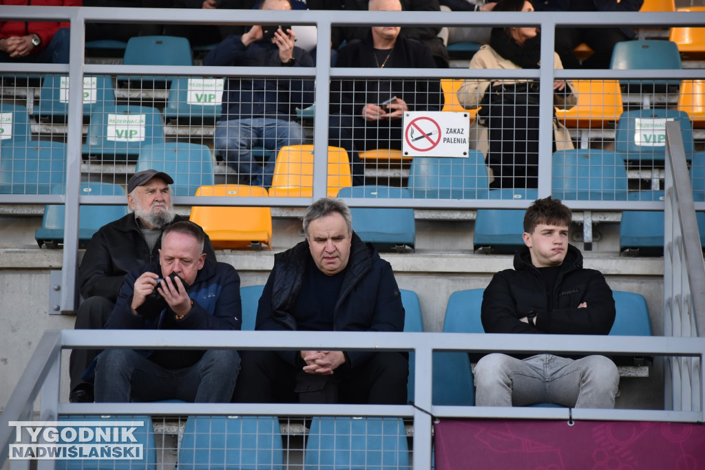 Zdjęcia kibiców na meczu Siarka - Chełmianka