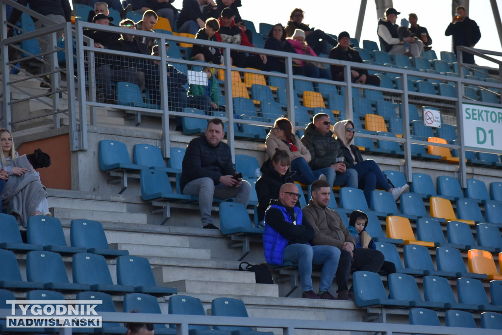 Zdjęcia kibiców na meczu Siarka - Chełmianka