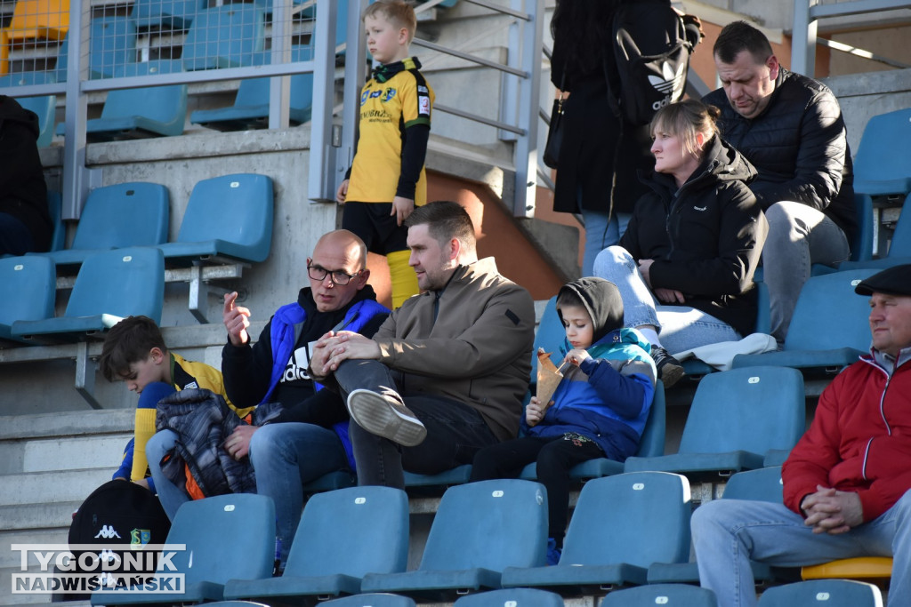 Zdjęcia kibiców na meczu Siarka - Chełmianka