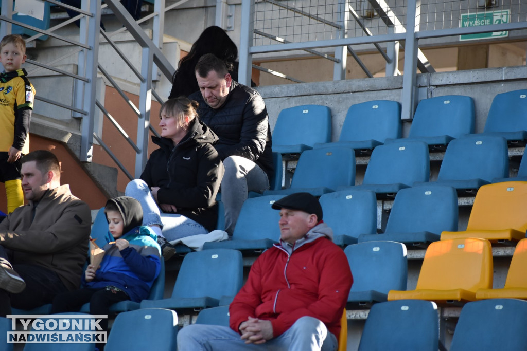 Zdjęcia kibiców na meczu Siarka - Chełmianka